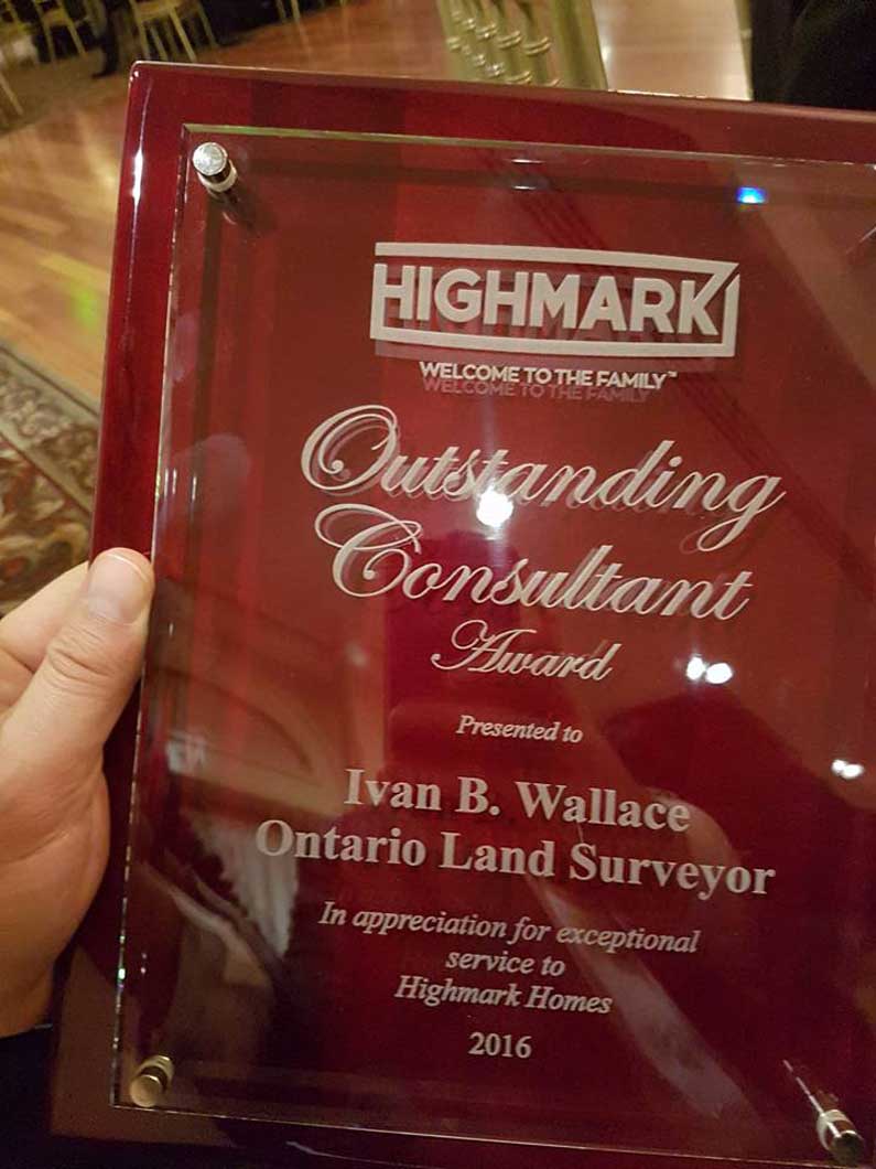 Highmark Homes Awards IBW Surveyors outstanding consultant for 2016!